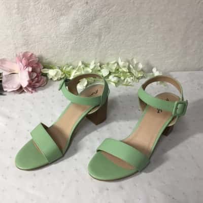 Miss Shop Womens Size 10 Sage Green / Block Heel Beckham Sandals