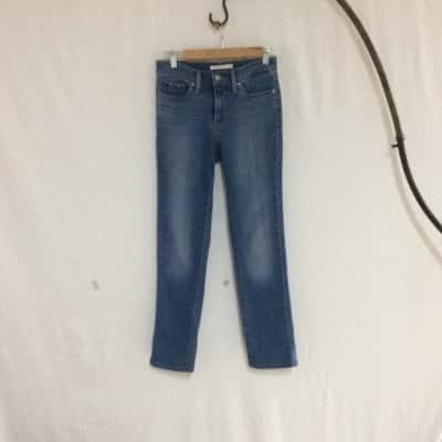 Levis Womens  Size 26 Slim Fit Jeans Blue 
