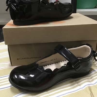 Clarks Kids  Size 26 Shoes Black  Annabelle JNR