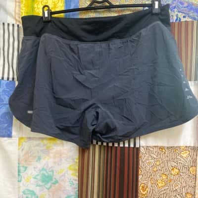 Kathmandu Womens  Size 16 Gym Shorts Grey 