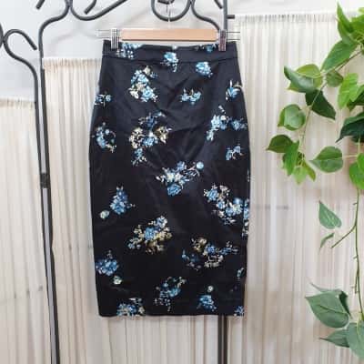 Cue Women's Size 6 Satin Pencil Skirt Black - New With Tags