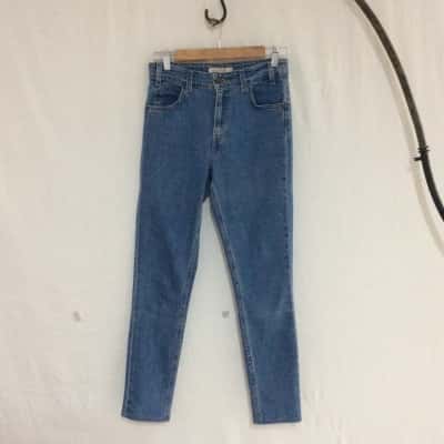 Levis Womens  Size 26 High-Waisted Jeans Blue 