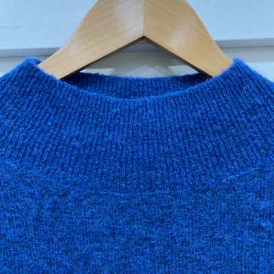 Witchery Womens  Size XS Crew Neck Jumper Blue 