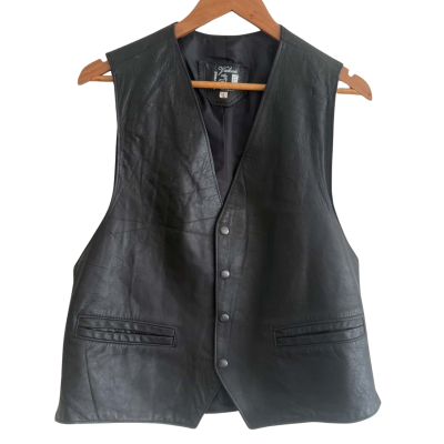  Valina Vera Pelle.  Black Leather Vest.   Size L 