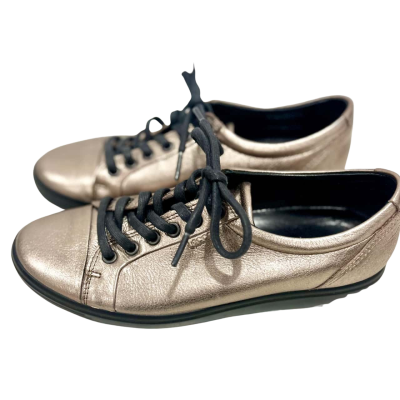 Ecco Metallic Bronze Leather Lace ups Size 39