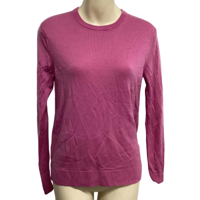 Uniqlo Womens  Size S 100% Wool Jumper - light mark on back otherwise excellent condition 