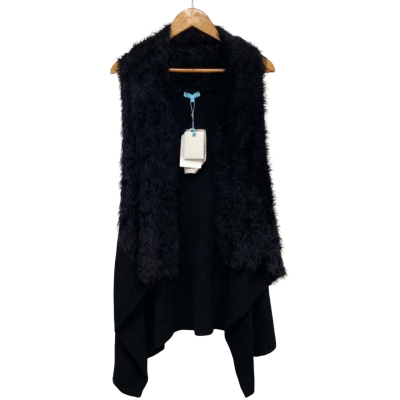 BNWT Blue Illusion Size M Black Fur & Knit Vest 